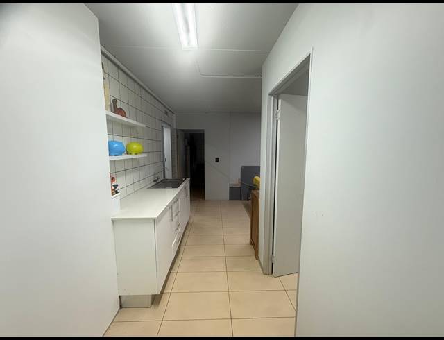 6 BEDROOM HOUSE FOR SALE IN LYNNWOOD MANOR
